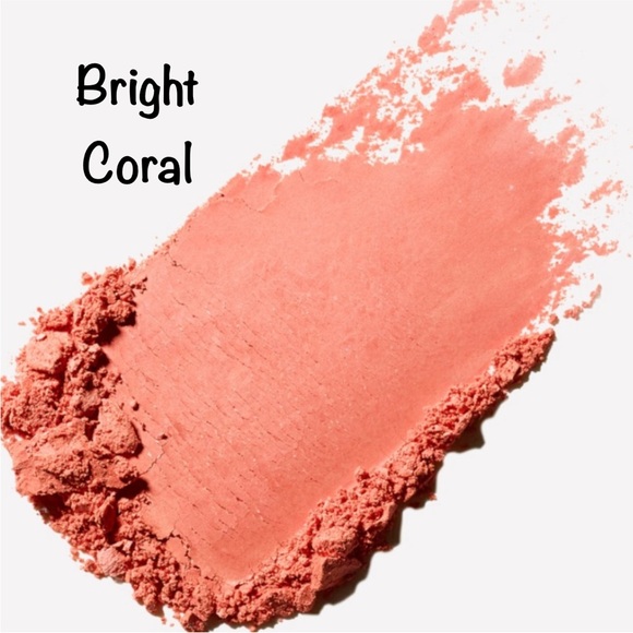 βΌοΈ LAST ONE π CORAL MATTE a MAC EYESHADOW. RETAIL $25. **NEW: 50% OFF RETAIL. - Picture 2 of 7